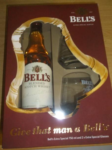 BELLS WHISKEY AND 2 X BELLS WHISKEY GLASSES / LIMITED EDITION